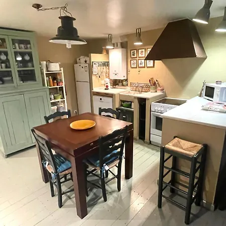 Casa/apartamento Duplex Con Parking En * פאלאפרוג'ל