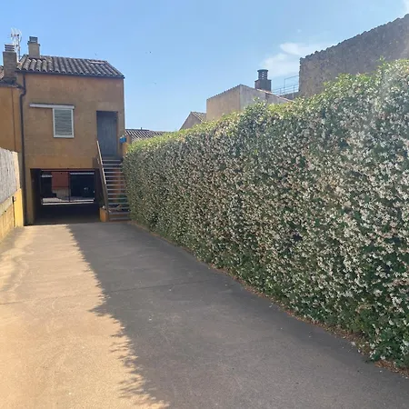 Casa/apartamento Duplex Con Parking En דירה